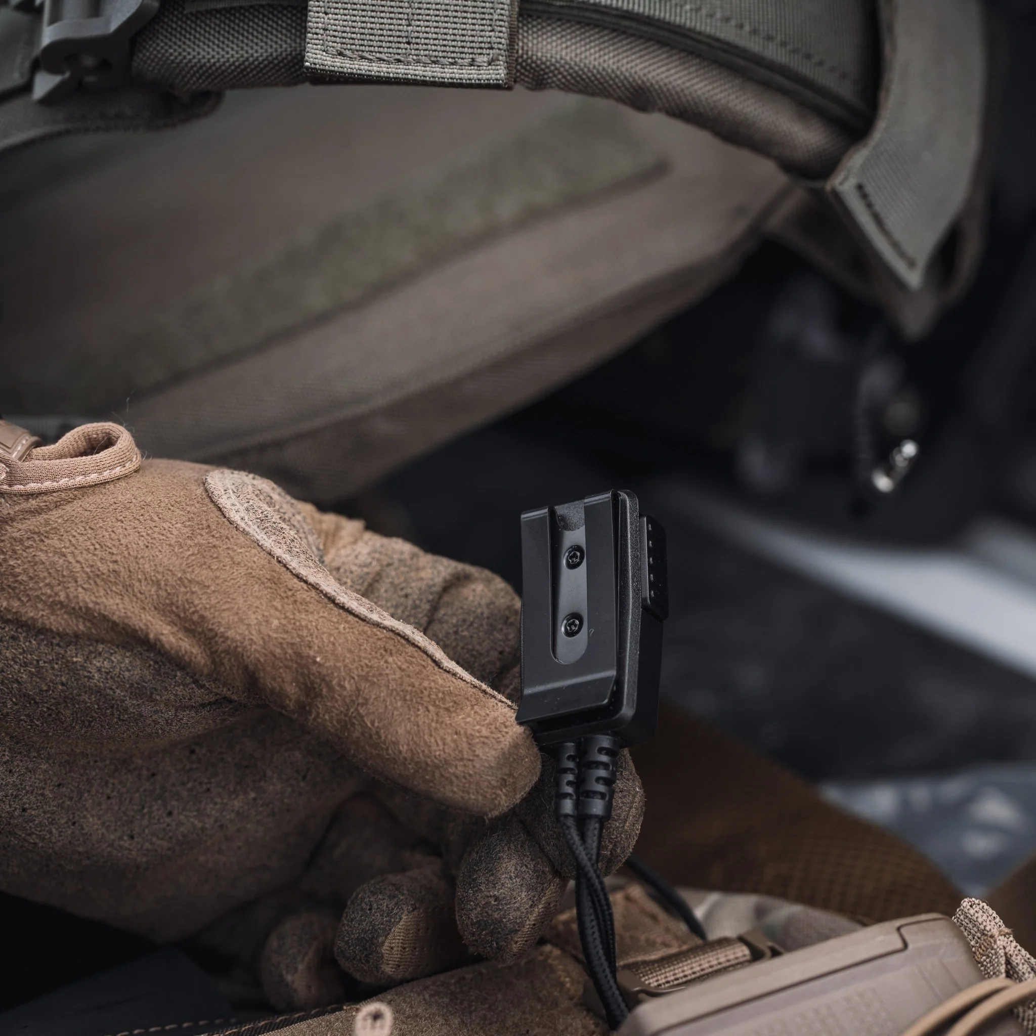 CYCLONE2™ Waterproof (IP67) PTT/Mic, Quick Disconnect (MOLLE Clip) - Image 4