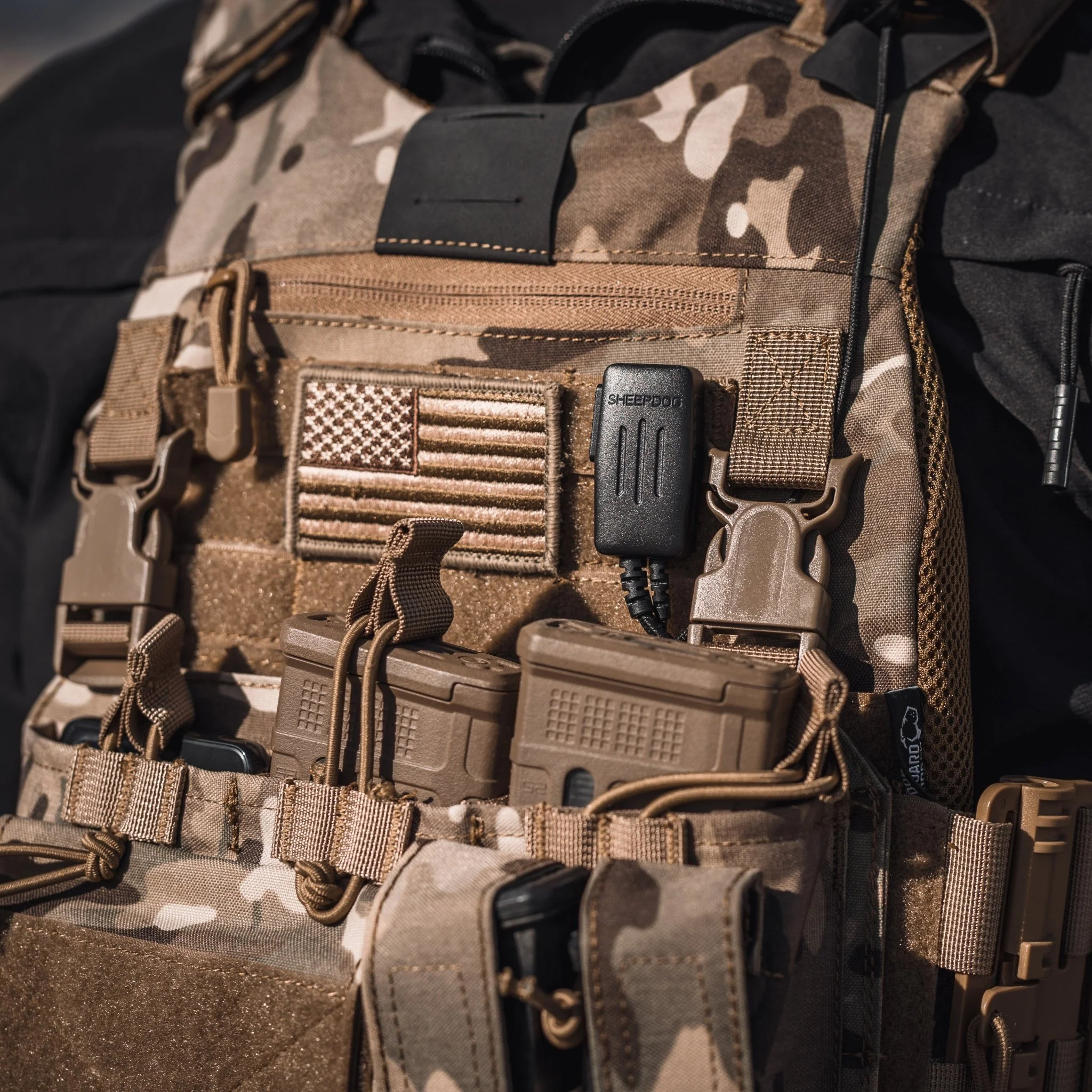 CYCLONE2™ Waterproof (IP67) PTT/Mic, Quick Disconnect (MOLLE Clip) - Image 3